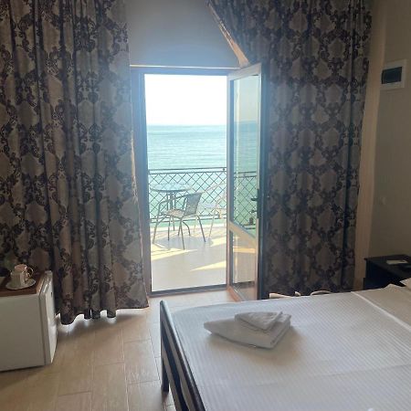 Leon Otel New Athos Dış mekan fotoğraf